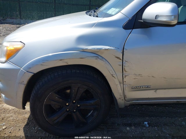 Toyota RAV4 Limited