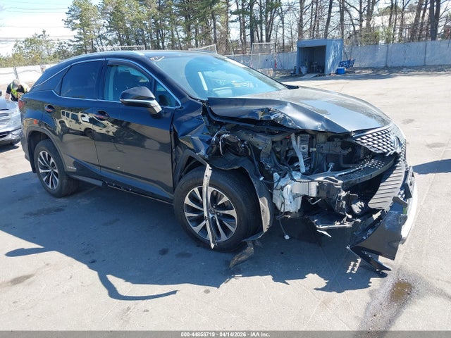 Salvage Lexus RX Image