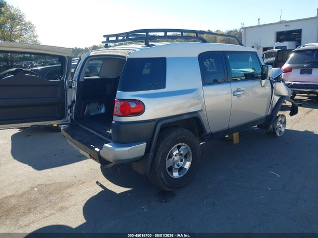 Toyota FJ Cruiser