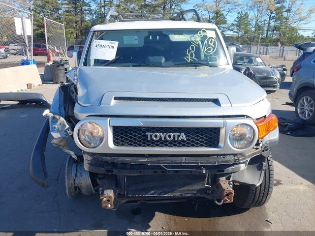 Toyota FJ Cruiser