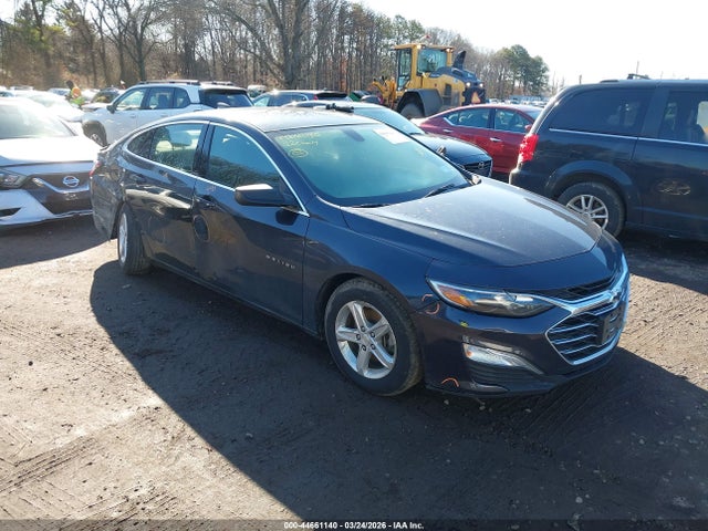 Salvage Chevrolet Malibu Image