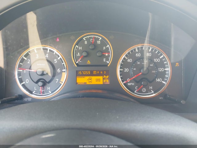 Nissan Armada Platinum