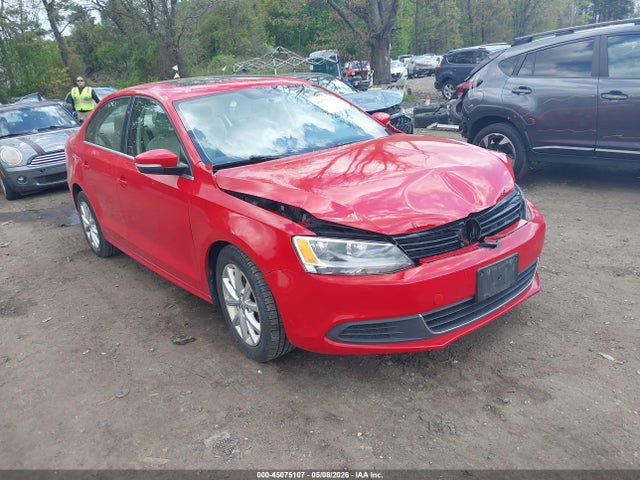 Salvage Volkswagen Jetta Image