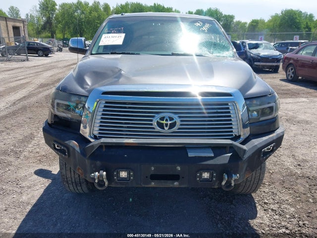 Toyota Tundra Limited 5.7l V8