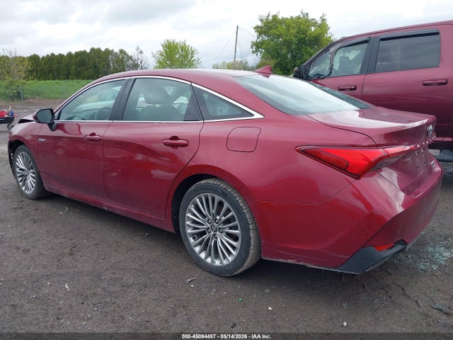 Toyota Avalon Limited Hybrid