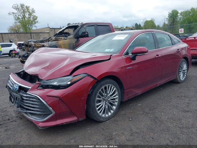 Toyota Avalon Limited Hybrid
