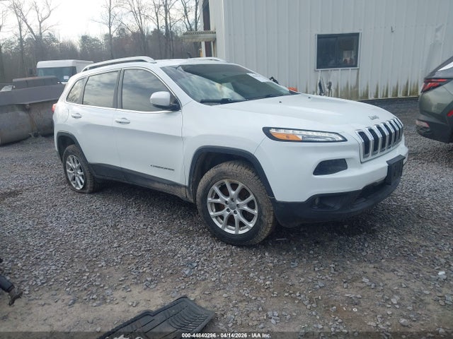 Salvage Jeep Cherokee Image
