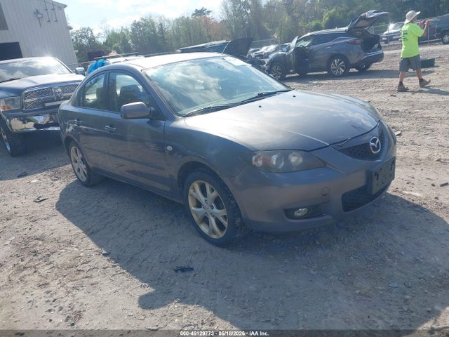 Salvage Mazda Mazda3 Image