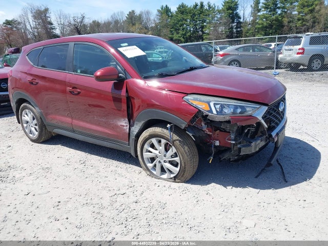 Salvage Hyundai TUCSON Image