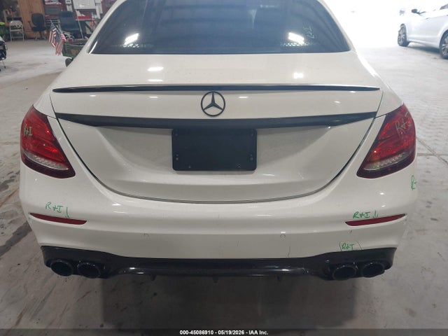 Mercedes-Benz E-Class 4matic
