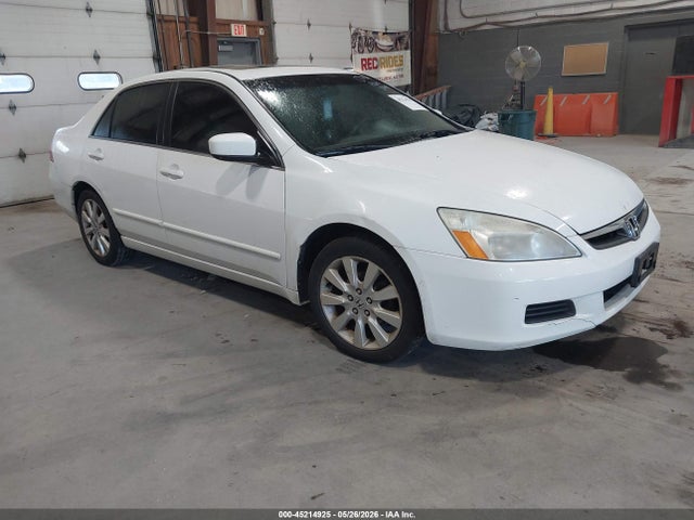 Salvage Honda Accord Image