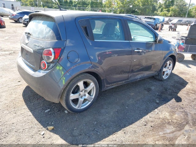 Chevrolet Sonic 2lz