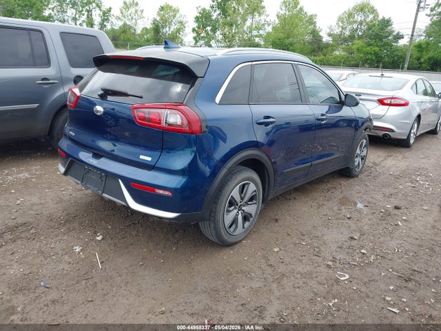 Kia Niro Lx