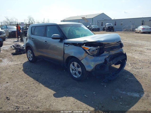 Salvage Kia Soul Image
