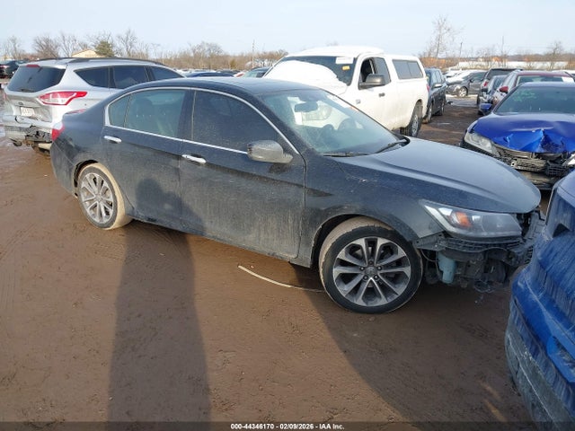 Salvage Honda Accord Image