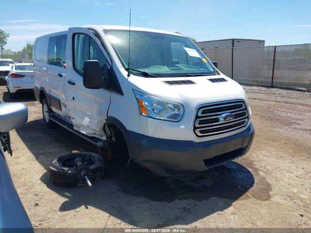 Salvage Ford Transit Image