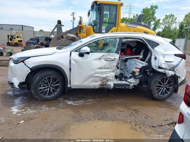 Lexus NX Premium