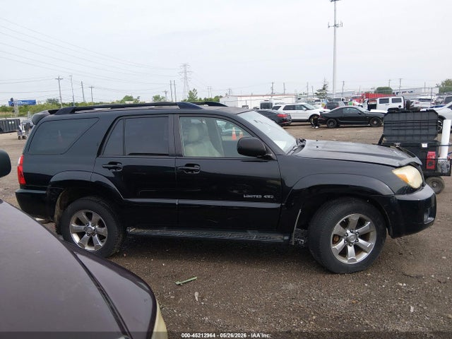 Toyota 4Runner Limited V8