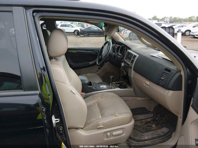Toyota 4Runner Limited V8