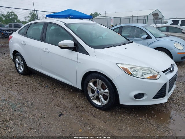 Salvage Ford Focus Image
