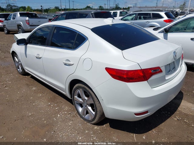 Acura ILX 2.0l