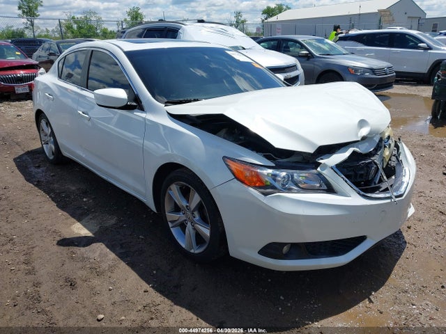 Salvage Acura ILX Image