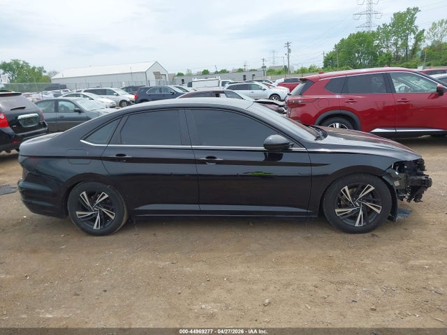 Volkswagen Jetta 1.4t S
