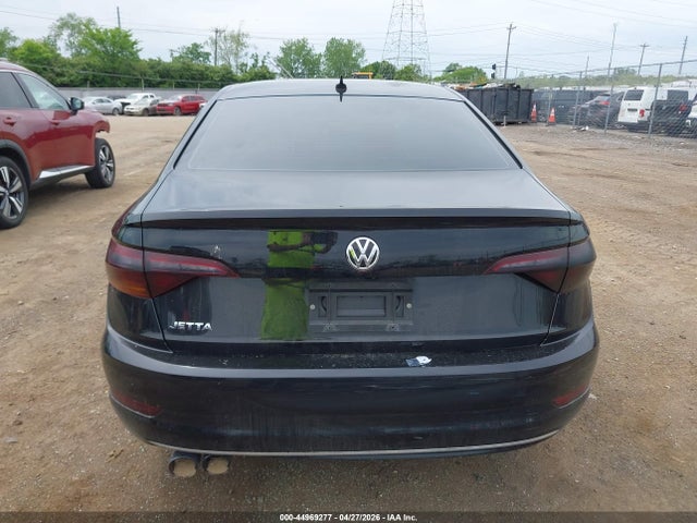 Volkswagen Jetta 1.4t S