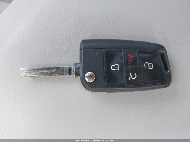 Volkswagen Jetta 1.4t S