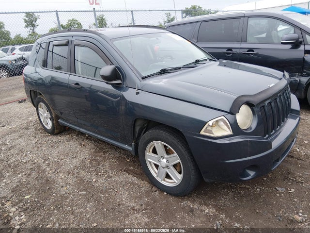 Salvage Jeep Compass Image