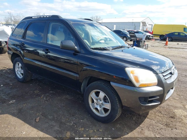 Salvage Kia Sportage Image