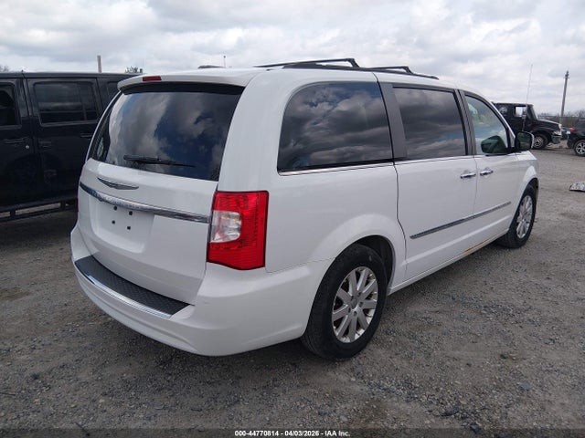 Chrysler Town & Country Touring