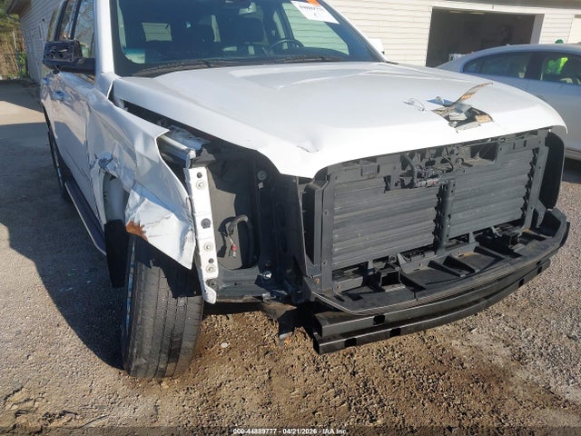 GMC Yukon Slt