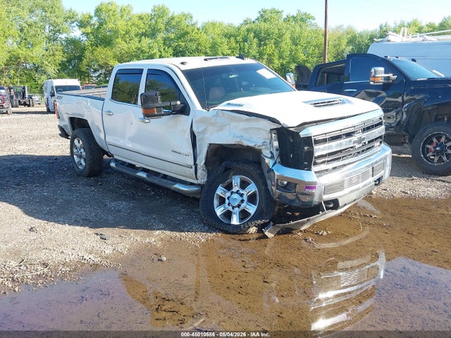 Salvage Chevrolet Silverado 2500 Image