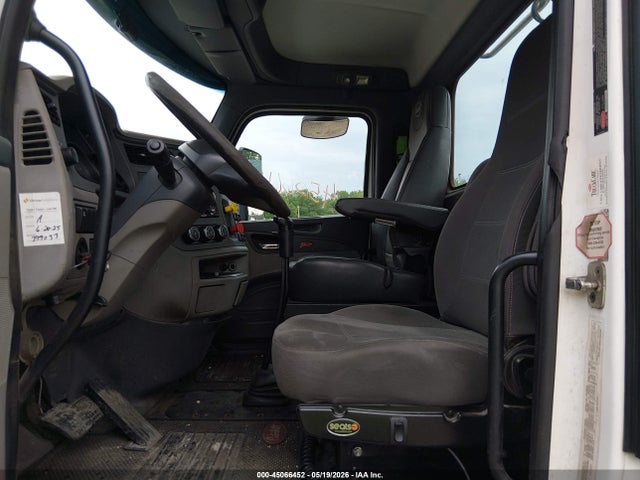 Peterbilt 579