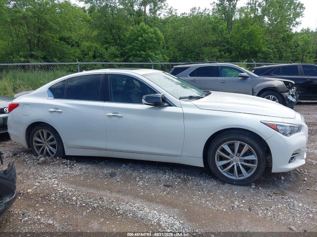 INFINITI Q50 2.0t Base