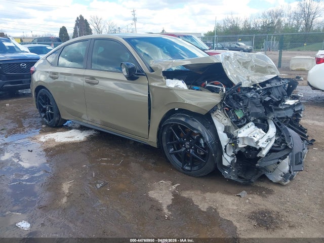 Salvage Honda Civic Image