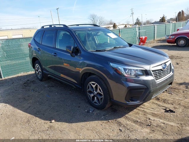 Salvage Subaru Forester Image