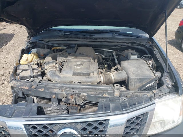 Nissan Frontier Sv