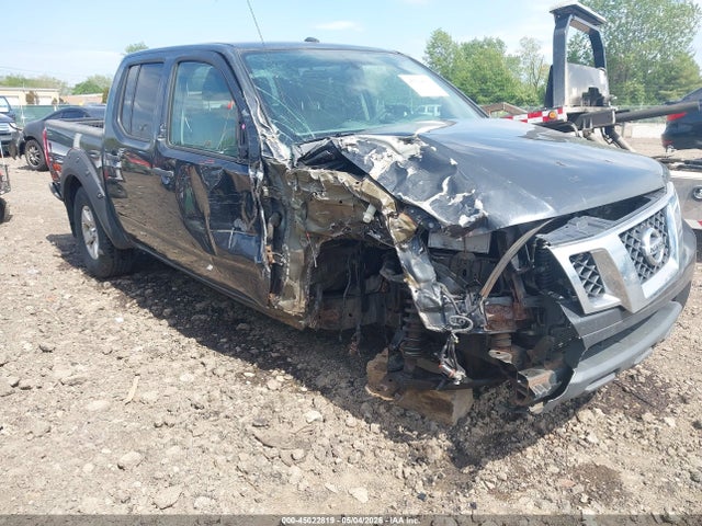 Salvage Nissan Frontier Image