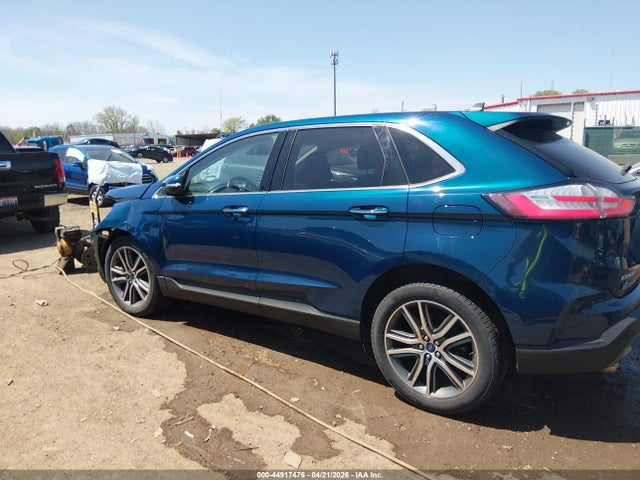 Ford Edge Titanium