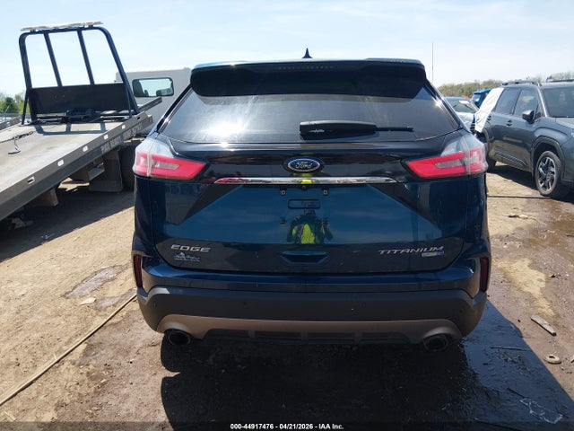 Ford Edge Titanium