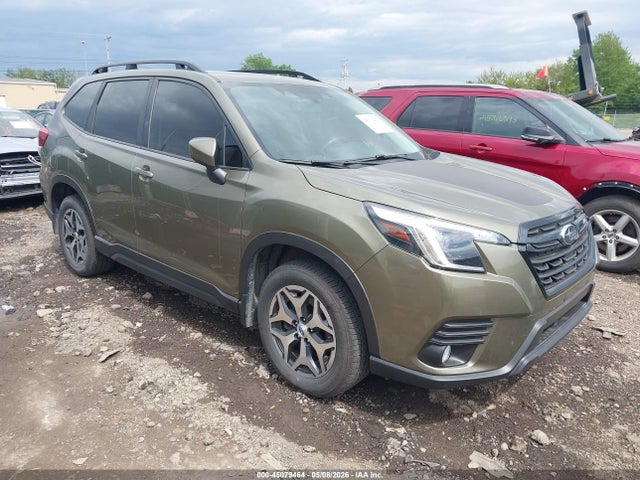 Salvage Subaru Forester Image