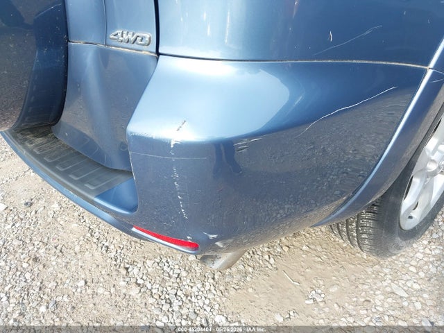 Toyota RAV4 Limited V6