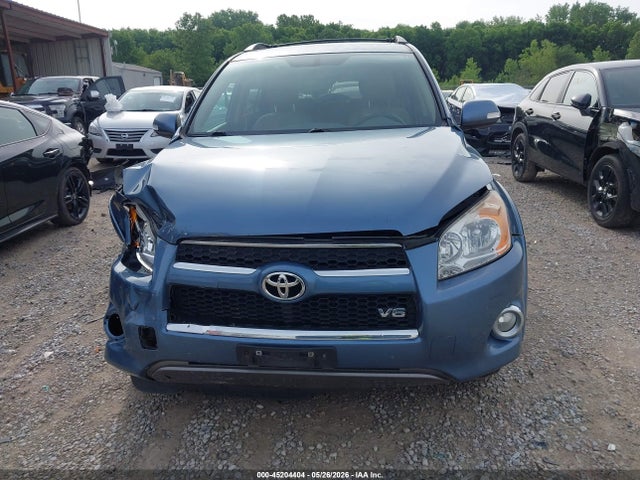 Toyota RAV4 Limited V6