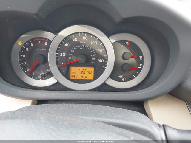Toyota RAV4 Limited V6