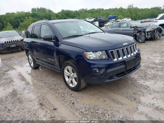 Salvage Jeep Compass Image