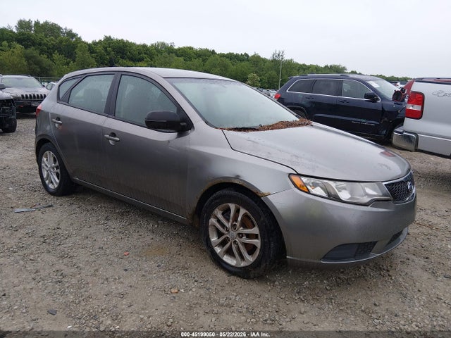 Salvage Kia Forte Image