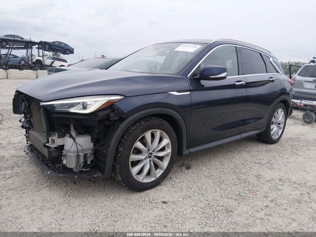 INFINITI Qx Essential