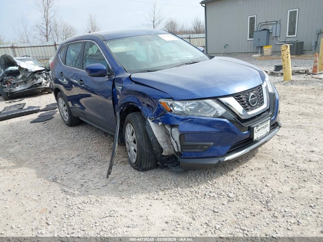 Salvage Nissan Rogue Image
